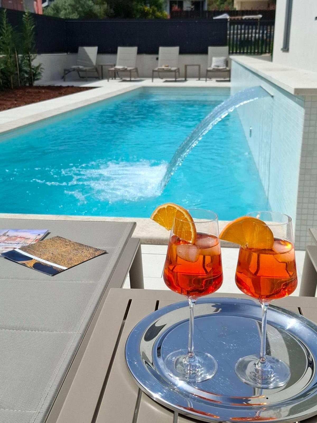 Apartment 4r Royal Rojnic 2